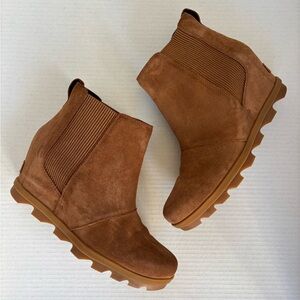 Sorel Joan of Arctic Wedge II Chelsea Ankle Boots Sz 10.5